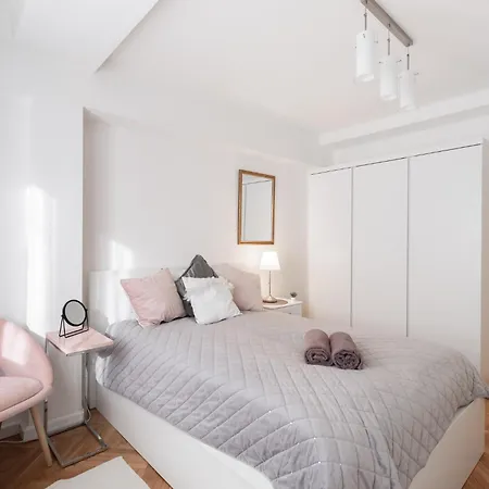 Comfort For 6 - Near Polin Museum - Anielewicza 华沙