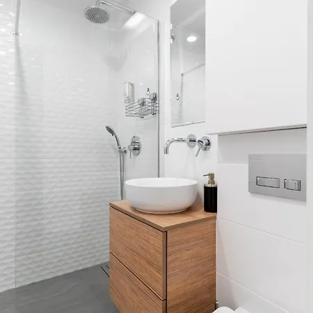 아파트 Comfort For 6 - Near Polin Museum - Anielewicza *